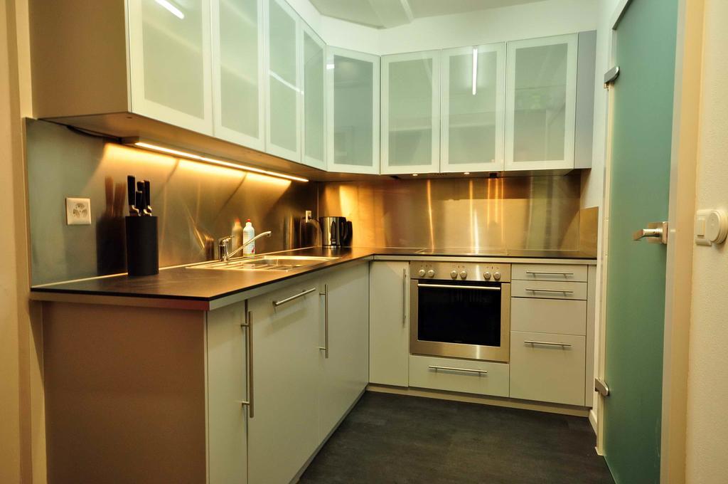 Interlaken Town House Sleeps 12 Guests Central Pokoj fotografie